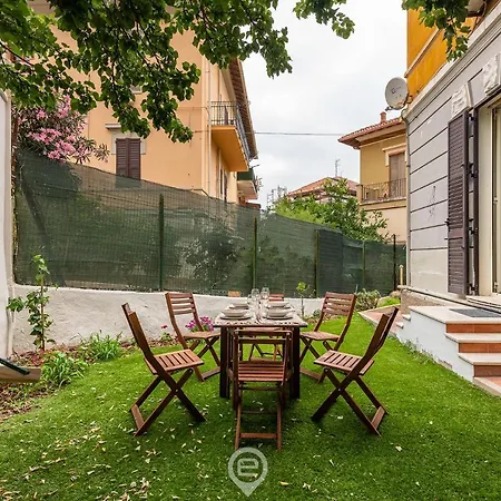 Il Giardino - Between And Center *