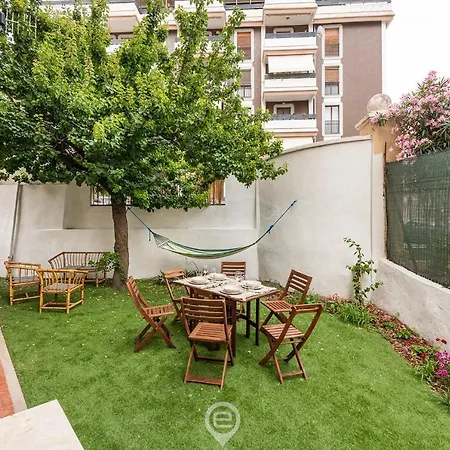 Il Giardino - Between And Center *